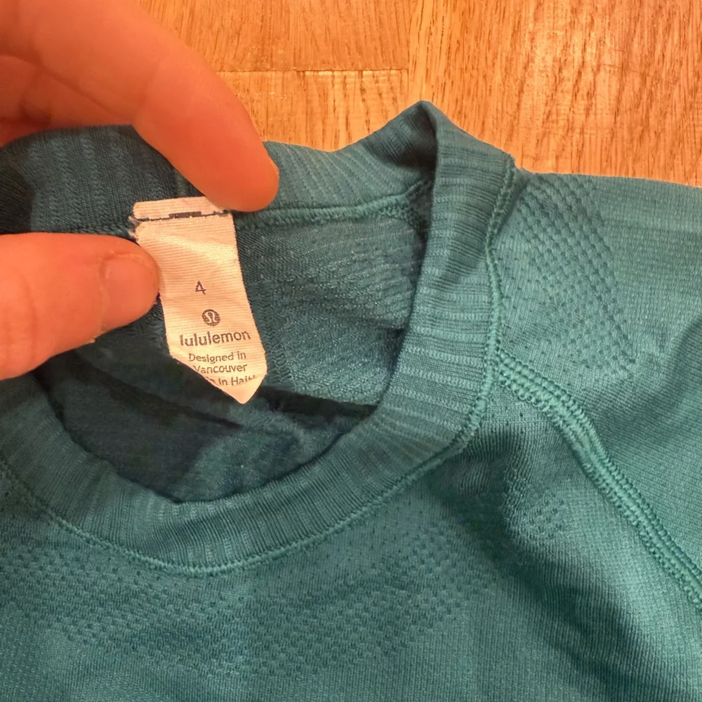 Lululemon Swiftly Tech Short Sleeve - Picture 5 of 5